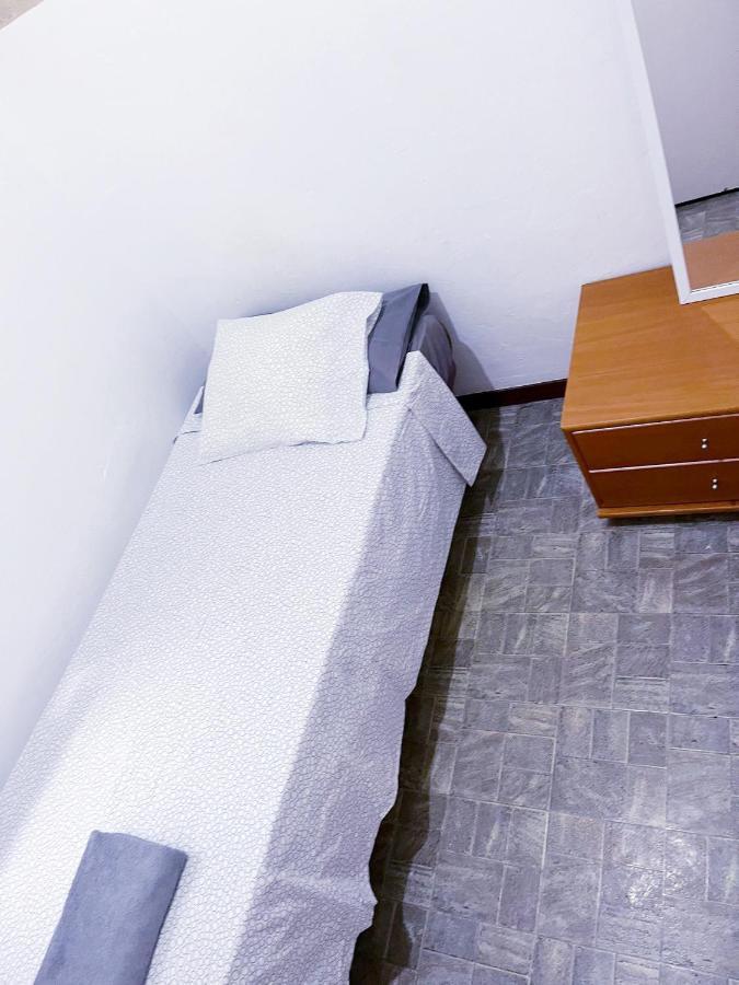 Barcelona Centric Hostel Room photo